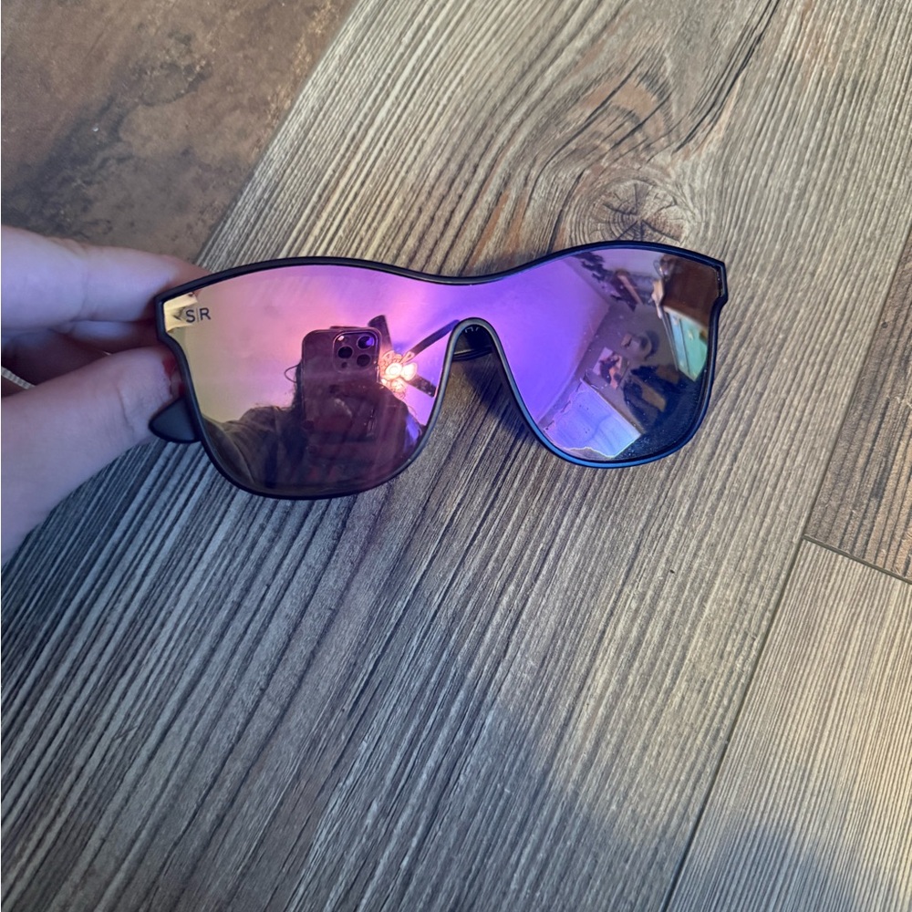 Stylish Black Sunglasses
